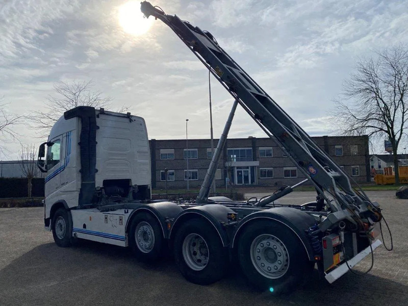 Volvo FH4-500 / 8X2 / VEB+ / DYNAMIC STEERING / FULL-AIR / 2XLIFT+LENKACHSE / TOP CONDITION / ONLY:488030KM / AUTOMATIC / EURO-6 / 201 - Camião com sistema de cabo: foto 5 Volvo FH4-500 / 8X2 / VEB+ / DYNAMIC STEERING / FULL-AIR / 2XLIFT+LENKACHSE / TOP CONDITION / ONLY:488030KM / AUTOMATIC / EURO-6 / 201 - Camião com sistema de cabo: foto 5