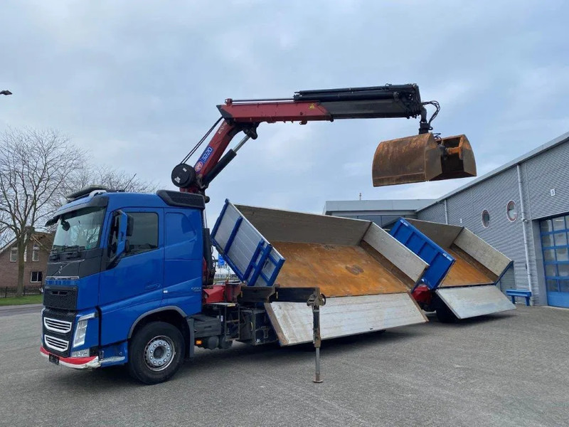 Volvo FH4-500 / HMF 3220K-RC / REMOTE / ROTATOR / 3SIDE TIPPER / DYNAMIC STEERING / ONLY:302623 KM / AUTOMATIC / EURO-6 / 2017 - Camião grua: foto 2 Volvo FH4-500 / HMF 3220K-RC / REMOTE / ROTATOR / 3SIDE TIPPER / DYNAMIC STEERING / ONLY:302623 KM / AUTOMATIC / EURO-6 / 2017 - Camião grua: foto 2