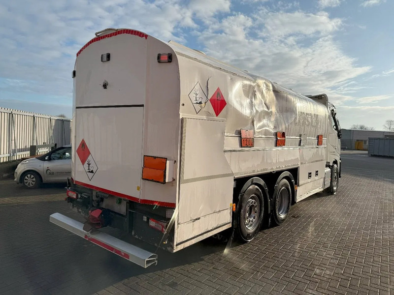 Volvo FH5-500 6X2 / ENGINE RUNNING / LIFT+LENKACHSE / FULL AIR / ADR / EUROTANK / 9-TON FRONT AXLE / EURO-6 / 2022 - Caminhão tanque: foto 5 Volvo FH5-500 6X2 / ENGINE RUNNING / LIFT+LENKACHSE / FULL AIR / ADR / EUROTANK / 9-TON FRONT AXLE / EURO-6 / 2022 - Caminhão tanque: foto 5