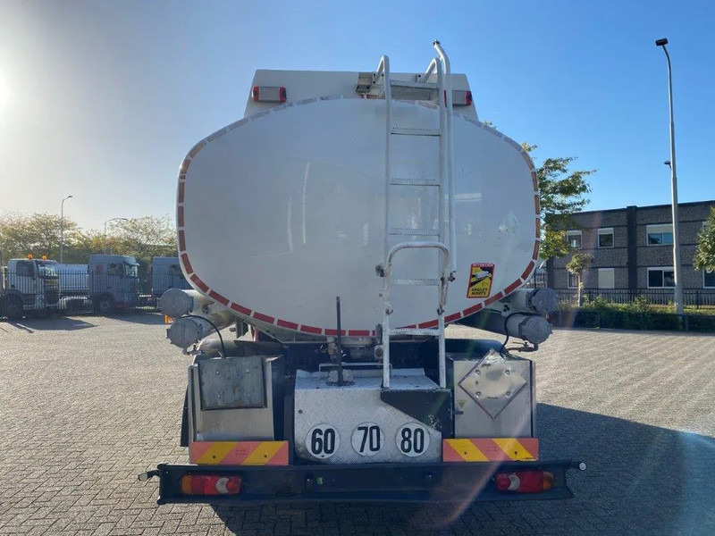 Volvo FL7-290 / 5 COMPARTIMENTS / 13000 LITER TOTAL / PUMP / AUTOMATIC / EURO-5 / 2009 - Caminhão tanque: foto 4 Volvo FL7-290 / 5 COMPARTIMENTS / 13000 LITER TOTAL / PUMP / AUTOMATIC / EURO-5 / 2009 - Caminhão tanque: foto 4