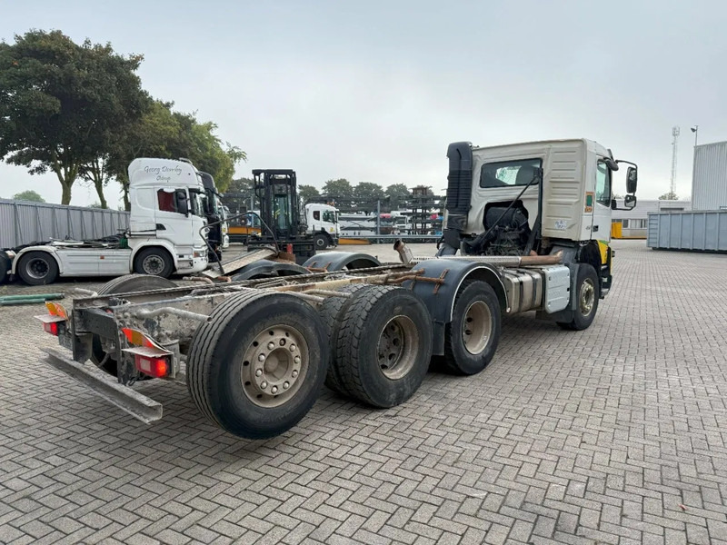 Volvo FMX 450 / ENGINE RUNNING / 8X4 / VEB / ONLY:260642 KM / PTO / LIFT+LENKACHSE / ALCOA / AUTOMATIC / EURO-6 / 2014 - Camião chassi: foto 5 Volvo FMX 450 / ENGINE RUNNING / 8X4 / VEB / ONLY:260642 KM / PTO / LIFT+LENKACHSE / ALCOA / AUTOMATIC / EURO-6 / 2014 - Camião chassi: foto 5