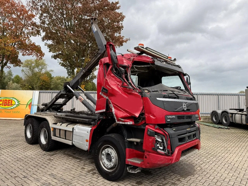 Volvo FMX4-500 / ENGINE RUNNING / VEB+ / 6X4 / 2XBIG AXLE / AJK 20 TON HOOKLIFT / ONLY:276433 KM / AUTOMATIC / EURO-6 / 2020 - Camião polibenne: foto 3 Volvo FMX4-500 / ENGINE RUNNING / VEB+ / 6X4 / 2XBIG AXLE / AJK 20 TON HOOKLIFT / ONLY:276433 KM / AUTOMATIC / EURO-6 / 2020 - Camião polibenne: foto 3