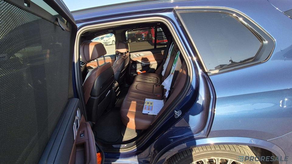 SUV BMW X5 M50D 3,0 294 kW: foto 14