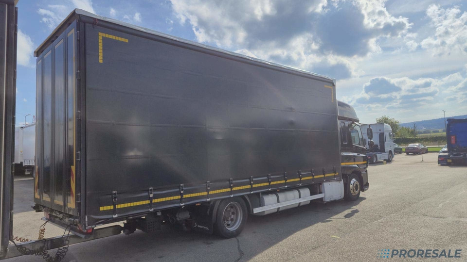 DAF CF 370 FA EURO 6 velkoobjemová souprava - prodejné jen s přívěsem GNIOTPOL P0478Z - cena je za celou soupravu - Camião de lona: foto 4 DAF CF 370 FA EURO 6 velkoobjemová souprava - prodejné jen s přívěsem GNIOTPOL P0478Z - cena je za celou soupravu - Camião de lona: foto 4