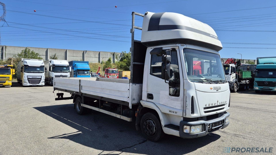 IVECO EUROCARGO ML 80E17 - valník - Camião de caixa aberta/ Plataforma: foto 1 IVECO EUROCARGO ML 80E17 - valník - Camião de caixa aberta/ Plataforma: foto 1