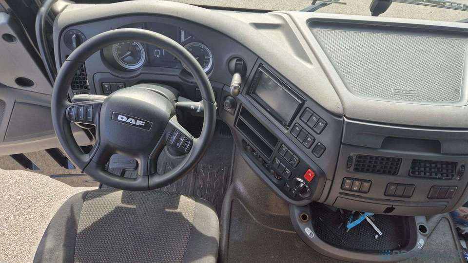 DAF XF 460 FT LOW DECK SC EURO 6 - Tractor: foto 4 DAF XF 460 FT LOW DECK SC EURO 6 - Tractor: foto 4