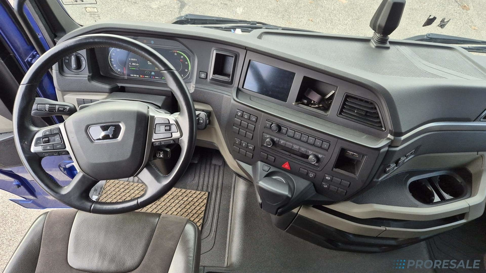 MAN TGX 18.510 XLX EURO 6 - Tractor: foto 4 MAN TGX 18.510 XLX EURO 6 - Tractor: foto 4