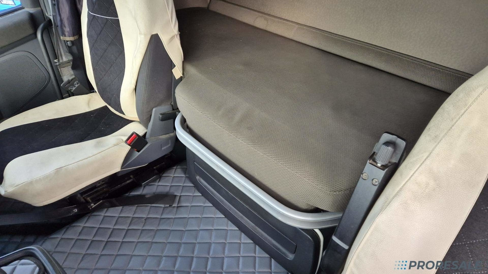 SCANIA R450 N320 HIGH LINE EURO 6 - Tractor: foto 5 SCANIA R450 N320 HIGH LINE EURO 6 - Tractor: foto 5