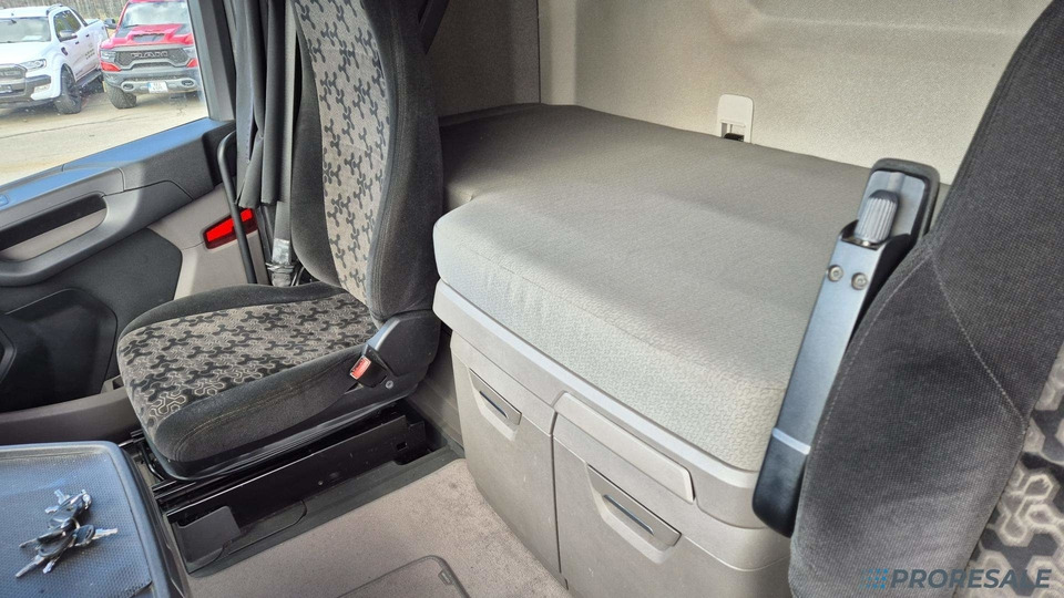 SCANIA S450 NGS LOW DECK TOP LINE EURO 6 - Tractor: foto 5 SCANIA S450 NGS LOW DECK TOP LINE EURO 6 - Tractor: foto 5