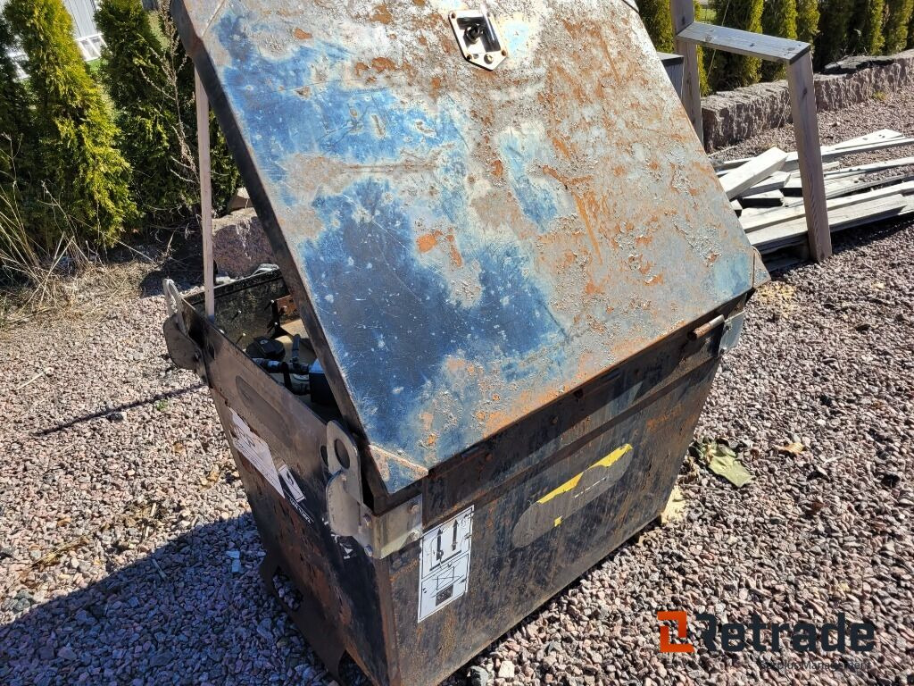 Bränsletank Dieseltank Western EC400 med pump - Equipamento de construção: foto 3 Bränsletank Dieseltank Western EC400 med pump - Equipamento de construção: foto 3