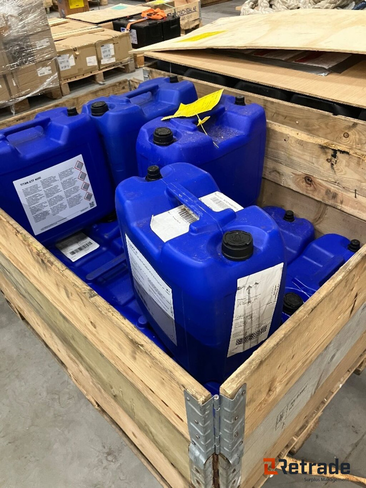 Diverse Olje 14 x 20 liter - Óleo lubrificante/ Produto para o cuidado automovel: foto 4 Diverse Olje 14 x 20 liter - Óleo lubrificante/ Produto para o cuidado automovel: foto 4