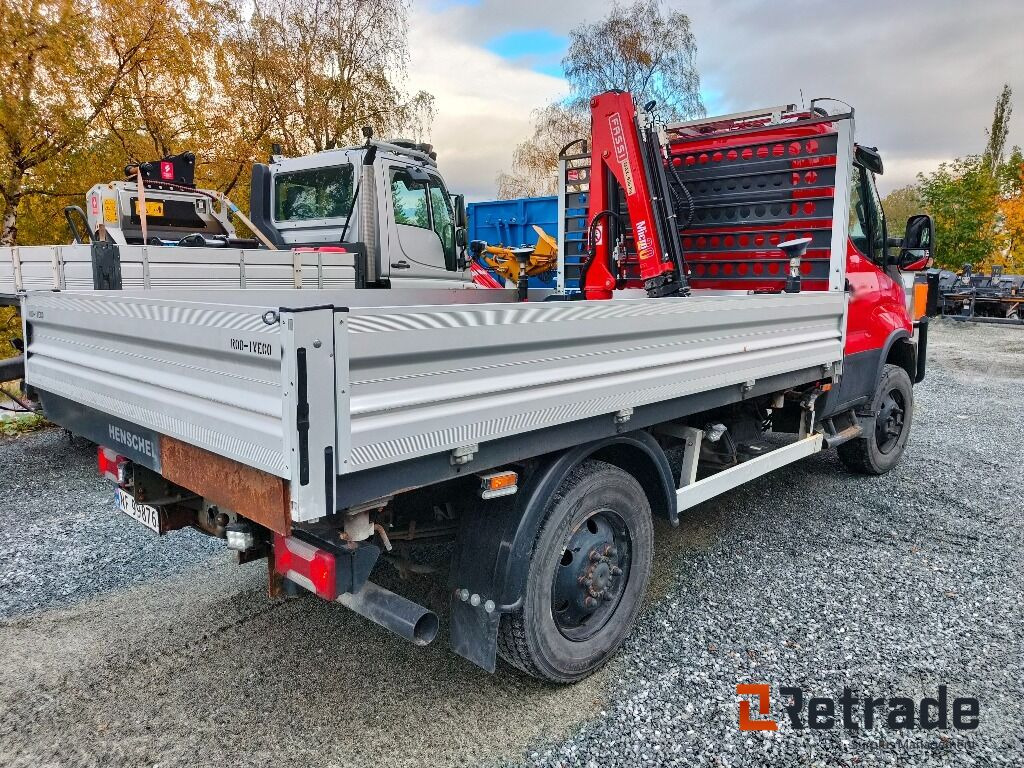 IVECO Daily 70W, 4X4 Tipp og Kran - Carrinha basculante: foto 3 IVECO Daily 70W, 4X4 Tipp og Kran - Carrinha basculante: foto 3