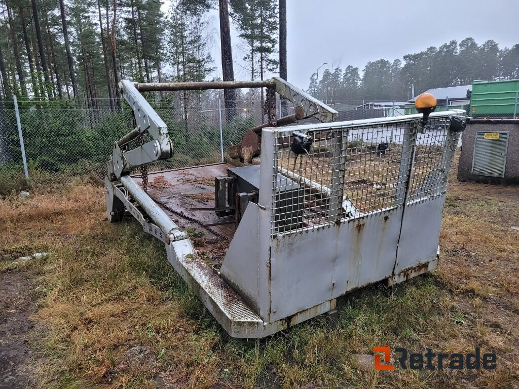 Liftdumper Joab med utskjut för 2 containers - Sistema de elevação polibenne/ Multibenne: foto 2 Liftdumper Joab med utskjut för 2 containers - Sistema de elevação polibenne/ Multibenne: foto 2