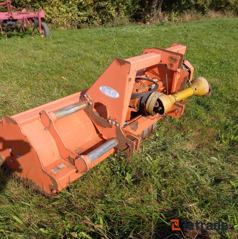 Ortolan TSB 200 Brakslåmaskine. - Máquina agrícola: foto 1 Ortolan TSB 200 Brakslåmaskine. - Máquina agrícola: foto 1