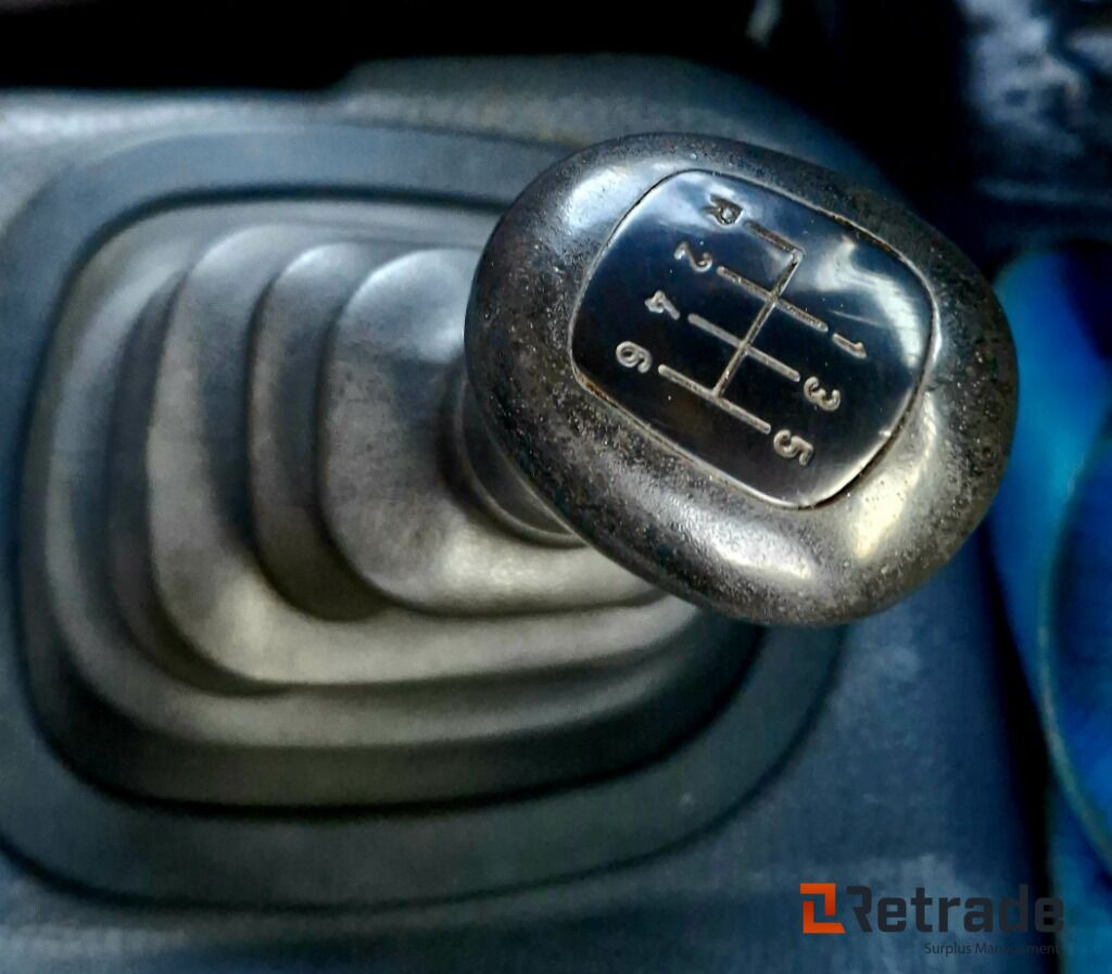 Camião de caixa aberta/ Plataforma, Camião grua Mercedes-Benz Atego 818L med 6 meter plan og kran: foto 13