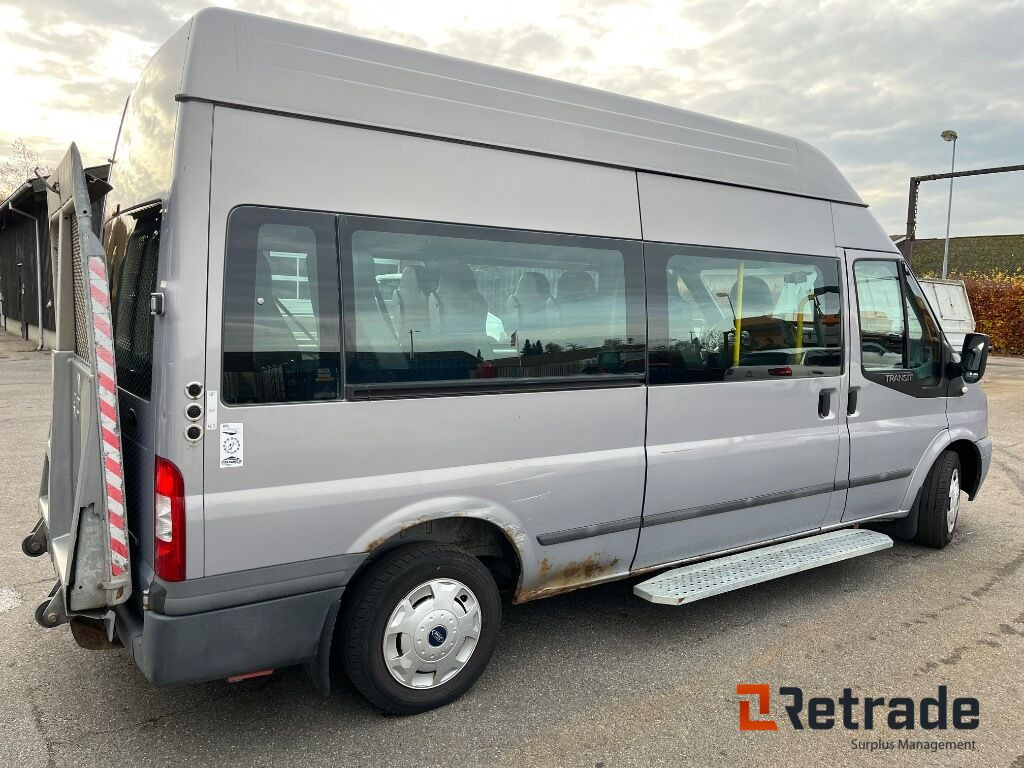 Minibus med lift FORD TRANSIT KOMBI 300L F 2,2 TDCI - Minibus, Furgão de passageiros: foto 3 Minibus med lift FORD TRANSIT KOMBI 300L F 2,2 TDCI - Minibus, Furgão de passageiros: foto 3