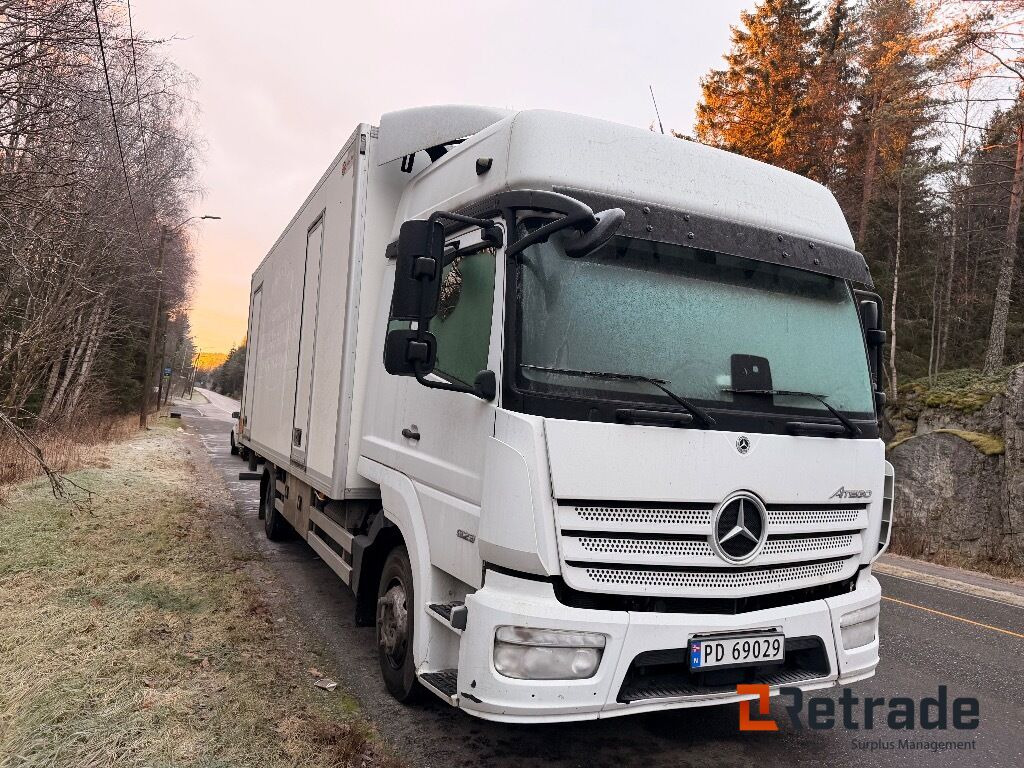 Skapbil MERCEDES-BENZ Atego nylig EU - Camião furgão: foto 3 Skapbil MERCEDES-BENZ Atego nylig EU - Camião furgão: foto 3