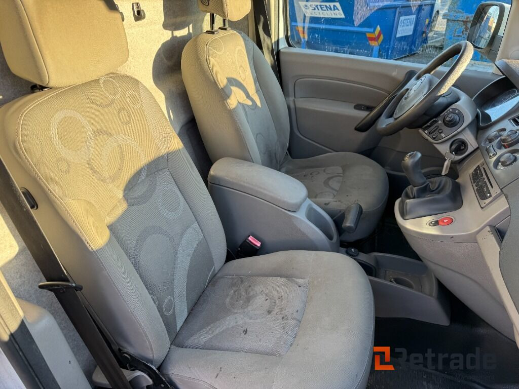 Skåpbil Renault Kangoo Express 1.5 dCi - Automóvel: foto 5 Skåpbil Renault Kangoo Express 1.5 dCi - Automóvel: foto 5