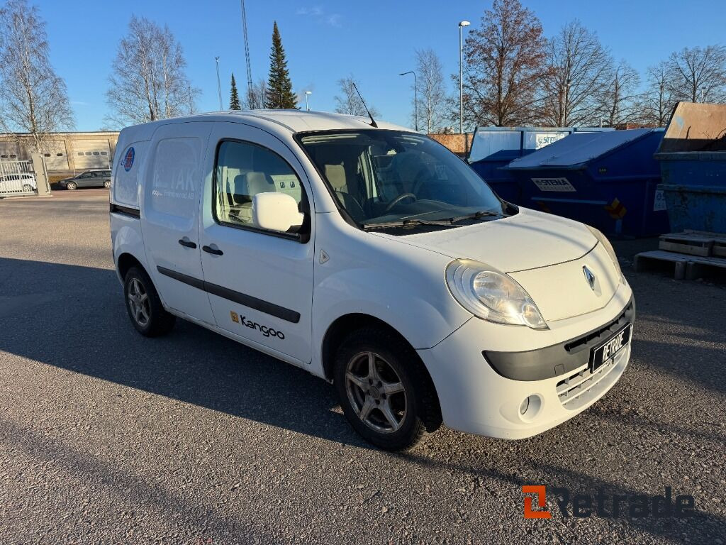 Skåpbil Renault Kangoo Express 1.5 dCi - Automóvel: foto 2 Skåpbil Renault Kangoo Express 1.5 dCi - Automóvel: foto 2