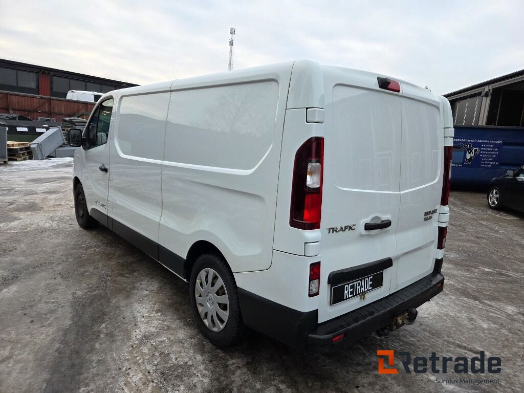 Skåpbil Renault Trafic L2H1 1.6 dci - Automóvel: foto 4 Skåpbil Renault Trafic L2H1 1.6 dci - Automóvel: foto 4