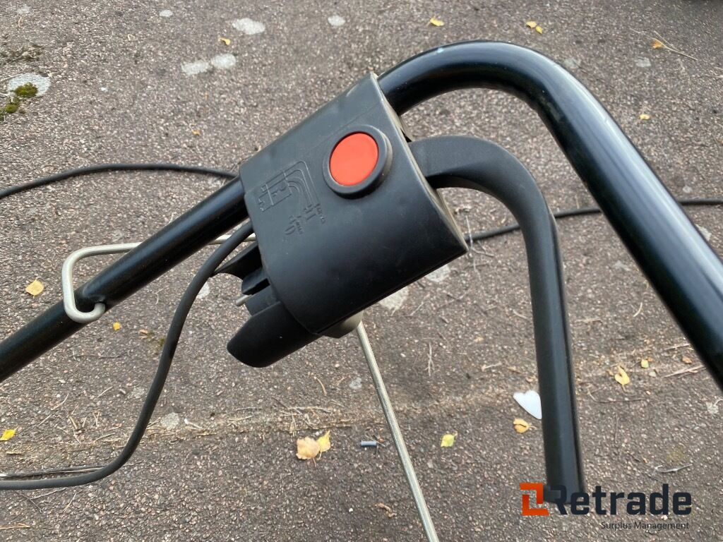 Vertikalskärare Stiga VE34 - Cortador de grama: foto 5 Vertikalskärare Stiga VE34 - Cortador de grama: foto 5