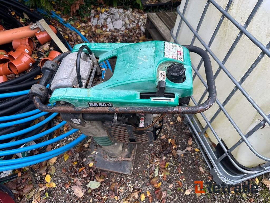 Wacker neuson BS50-4 jordlopper - Compactadora de percussão: foto 2 Wacker neuson BS50-4 jordlopper - Compactadora de percussão: foto 2