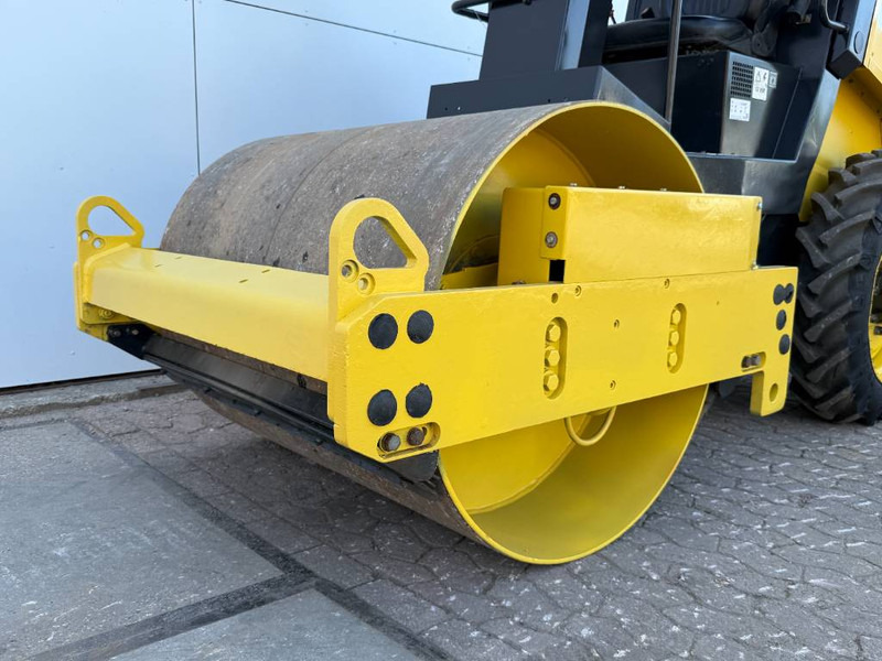 Rolo Bomag BW124DH-3 - Dutch Machine / Only 2104 Hours!: foto 14