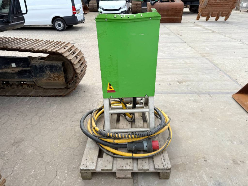 Escavadora de rastos Cat 323FL Z-Line Full Electric - 300kWh Capacity: foto 16