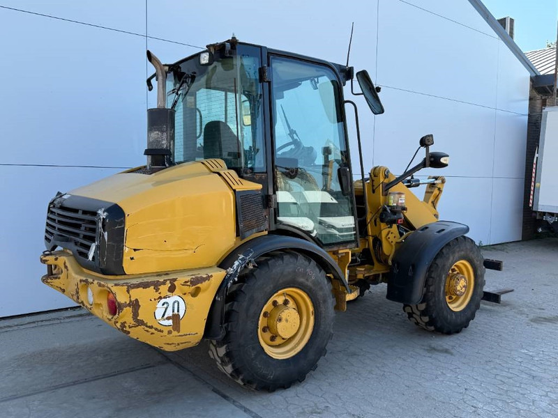 Cat 906H - Auto Greasing / Quick Coupler - Pá carregadora de rodas: foto 5 Cat 906H - Auto Greasing / Quick Coupler - Pá carregadora de rodas: foto 5