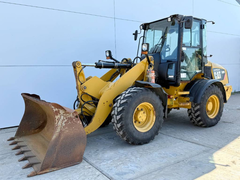 Cat 908H - Quick Coupler / Automatic Greasing - Pá carregadora de rodas: foto 2 Cat 908H - Quick Coupler / Automatic Greasing - Pá carregadora de rodas: foto 2