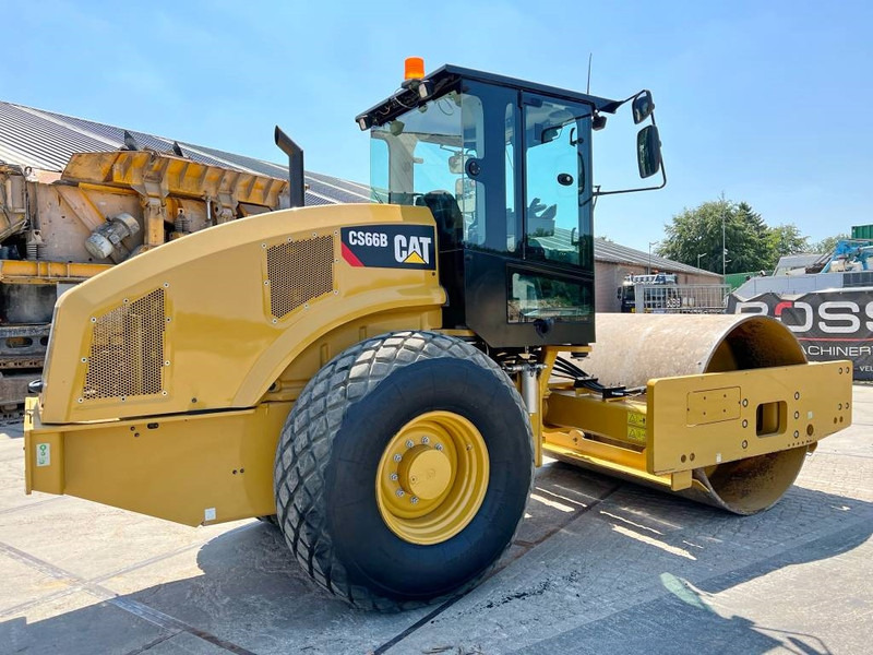 Cat CS66B - Excellent Condition / Low Hours / CE - Rolo: foto 5 Cat CS66B - Excellent Condition / Low Hours / CE - Rolo: foto 5
