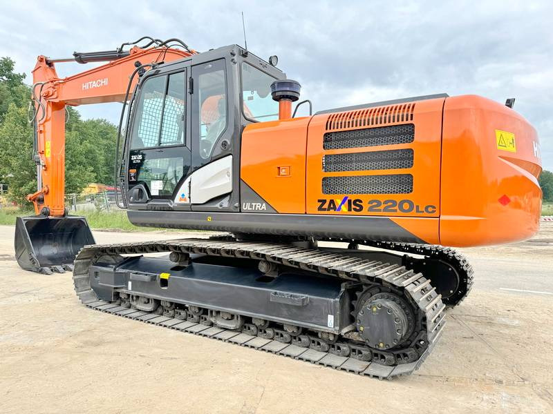 Hitachi ZX220LC-5G / 2025 ULTRA MODEL / ISUZU ENGINE - Escavadora de rastos: foto 3 Hitachi ZX220LC-5G / 2025 ULTRA MODEL / ISUZU ENGINE - Escavadora de rastos: foto 3
