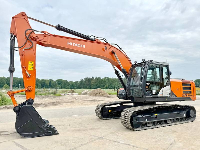 Hitachi ZX220LC-5G / 2025 ULTRA MODEL / ISUZU ENGINE - Escavadora de rastos: foto 2 Hitachi ZX220LC-5G / 2025 ULTRA MODEL / ISUZU ENGINE - Escavadora de rastos: foto 2