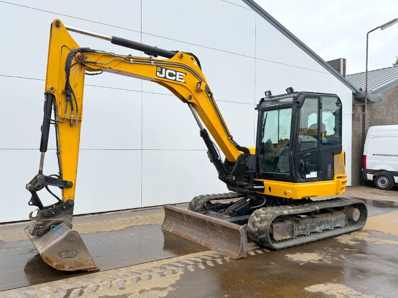 JCB 86C-1 - Hammer Lines / Quick Coupler - Mini escavadeira: foto 2 JCB 86C-1 - Hammer Lines / Quick Coupler - Mini escavadeira: foto 2