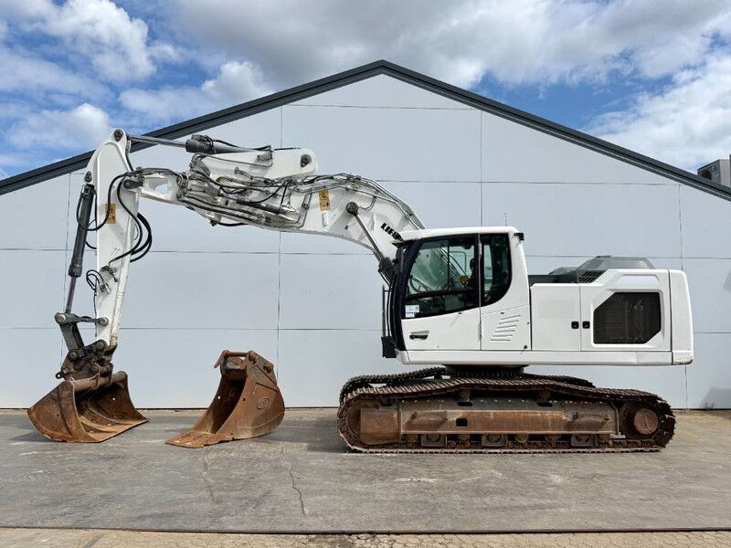 Liebherr R922LC - 2 Buckets Included / Automatic Greasing - Escavadora de rastos: foto 1 Liebherr R922LC - 2 Buckets Included / Automatic Greasing - Escavadora de rastos: foto 1