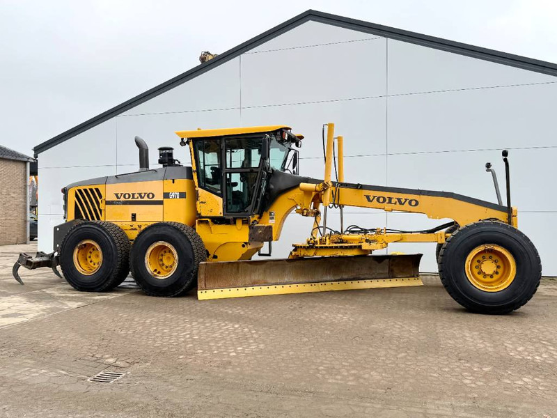 Volvo G970 - 4.88m Blade / 3 Tine Ripper / EPA - Motoniveladora: foto 5 Volvo G970 - 4.88m Blade / 3 Tine Ripper / EPA - Motoniveladora: foto 5
