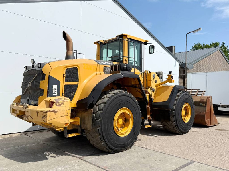 Volvo L220G - German Machine / 3rd Function / Auto Lube - Pá carregadora de rodas: foto 5 Volvo L220G - German Machine / 3rd Function / Auto Lube - Pá carregadora de rodas: foto 5