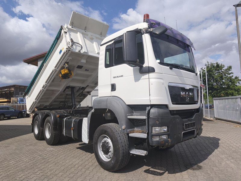 MAN MAN TGS 26.440 Kipper 6x6 Bordmatik Rollplane AHK Euro 5 - Camião basculante: foto 5 MAN MAN TGS 26.440 Kipper 6x6 Bordmatik Rollplane AHK Euro 5 - Camião basculante: foto 5