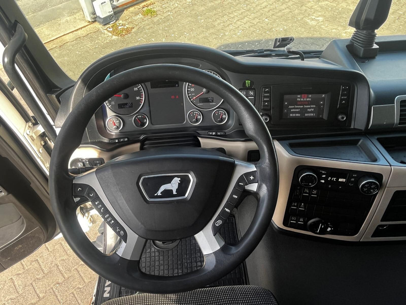 Camião de lona MAN TGL 8.220: foto 11 Camião de lona MAN TGL 8.220: foto 11