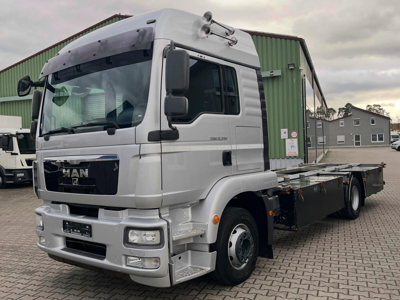 MAN TGM 12.290 BDF 4x2 Euro 5 - Camião chassi: foto 1 MAN TGM 12.290 BDF 4x2 Euro 5 - Camião chassi: foto 1
