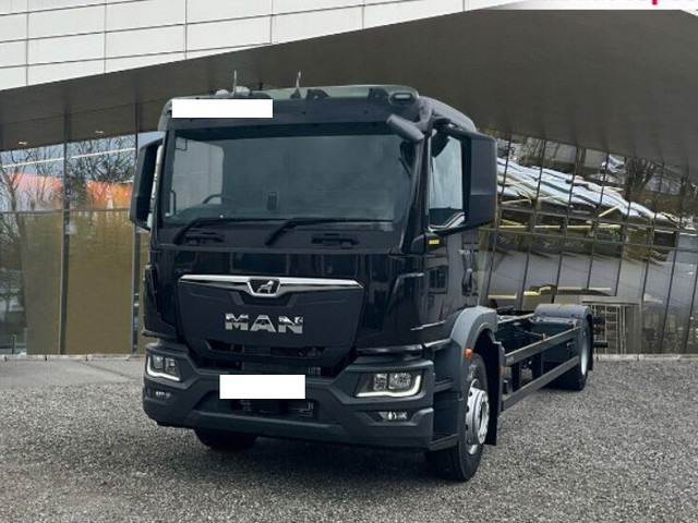 MAN TGM 18.320 4x2 BL CH Fahrgestell Euro 6 NEU Rechtslenker - Camião chassi: foto 1 MAN TGM 18.320 4x2 BL CH Fahrgestell Euro 6 NEU Rechtslenker - Camião chassi: foto 1