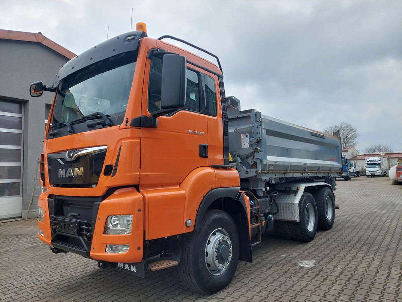MAN TGS 26.500 Hydrodrive Schwarzmüller Wechselsystem SZM - Camião basculante: foto 3 MAN TGS 26.500 Hydrodrive Schwarzmüller Wechselsystem SZM - Camião basculante: foto 3