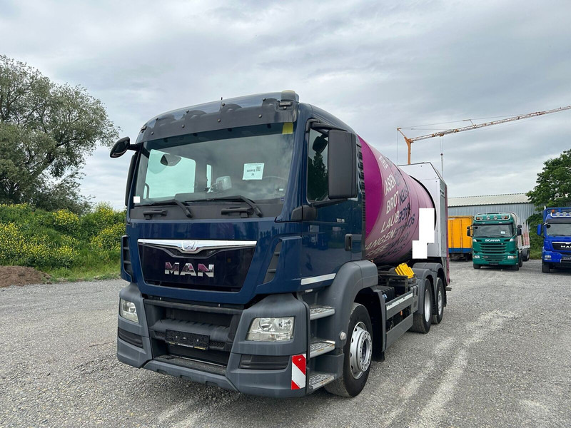 MAN TGS 28.320 - Caminhão de lixo: foto 2 MAN TGS 28.320 - Caminhão de lixo: foto 2