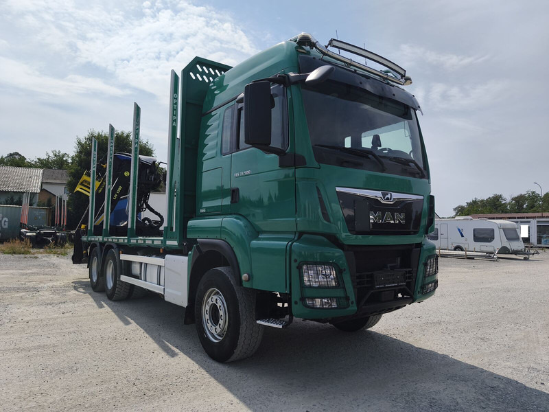 MAN TGX 33.500 Holz LKW Euro6 6x4 (9) - Camião de transporte de madeira, Camião grua: foto 2 MAN TGX 33.500 Holz LKW Euro6 6x4 (9) - Camião de transporte de madeira, Camião grua: foto 2