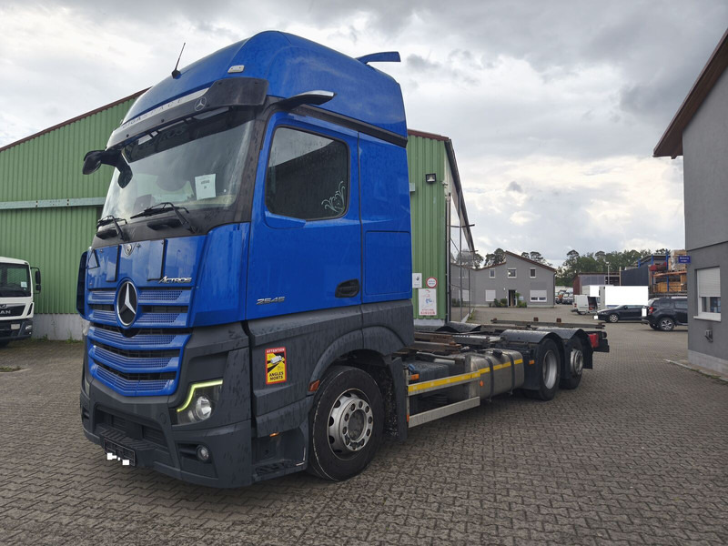 Mercedes-Benz Actros 2545 BDF - Camião transportador de contêineres/ Caixa móvel: foto 1 Mercedes-Benz Actros 2545 BDF - Camião transportador de contêineres/ Caixa móvel: foto 1