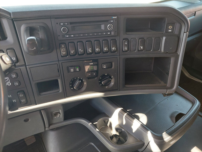 Camião de transporte de madeira, Camião grua Scania R490 6x4 Euro 6 Kurzholz Palfinger AHK (2): foto 18 Camião de transporte de madeira, Camião grua Scania R490 6x4 Euro 6 Kurzholz Palfinger AHK (2): foto 18