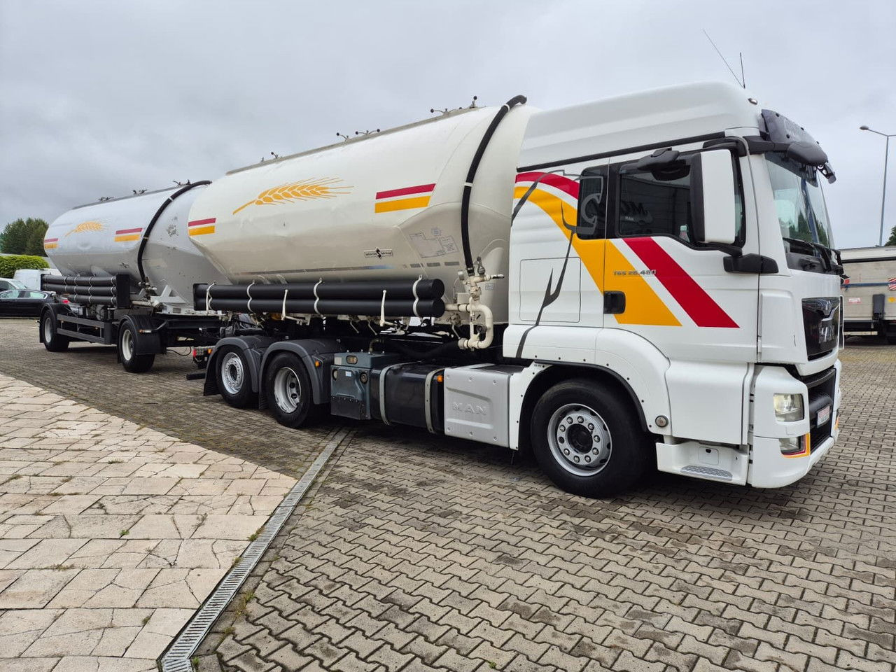 MAN TGS 26.480 Spritzer / 1 Owner /for transporting bulk materials - Camião: foto 3 MAN TGS 26.480 Spritzer / 1 Owner /for transporting bulk materials - Camião: foto 3