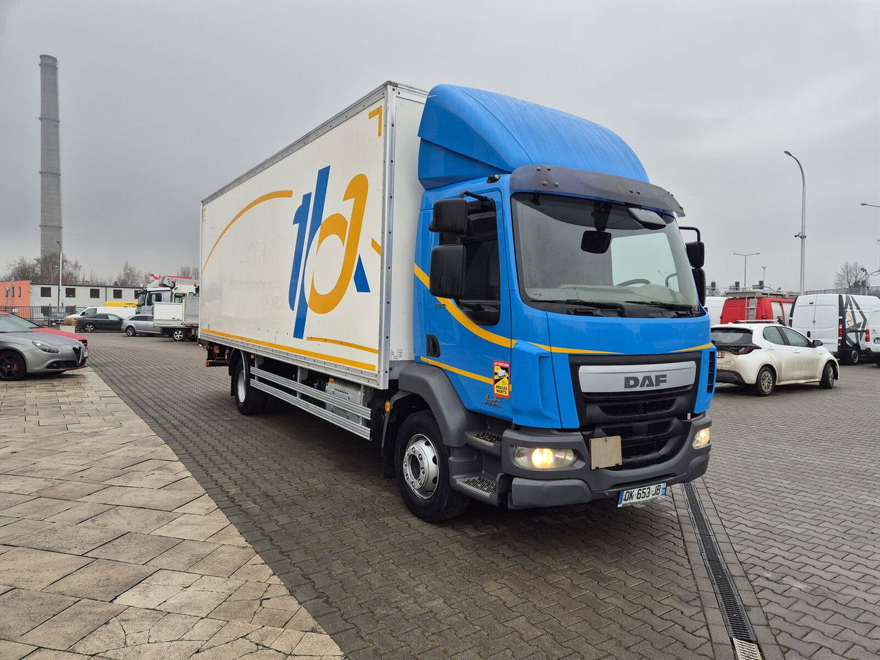 DAF LF 220 - Camião furgão: foto 5 DAF LF 220 - Camião furgão: foto 5