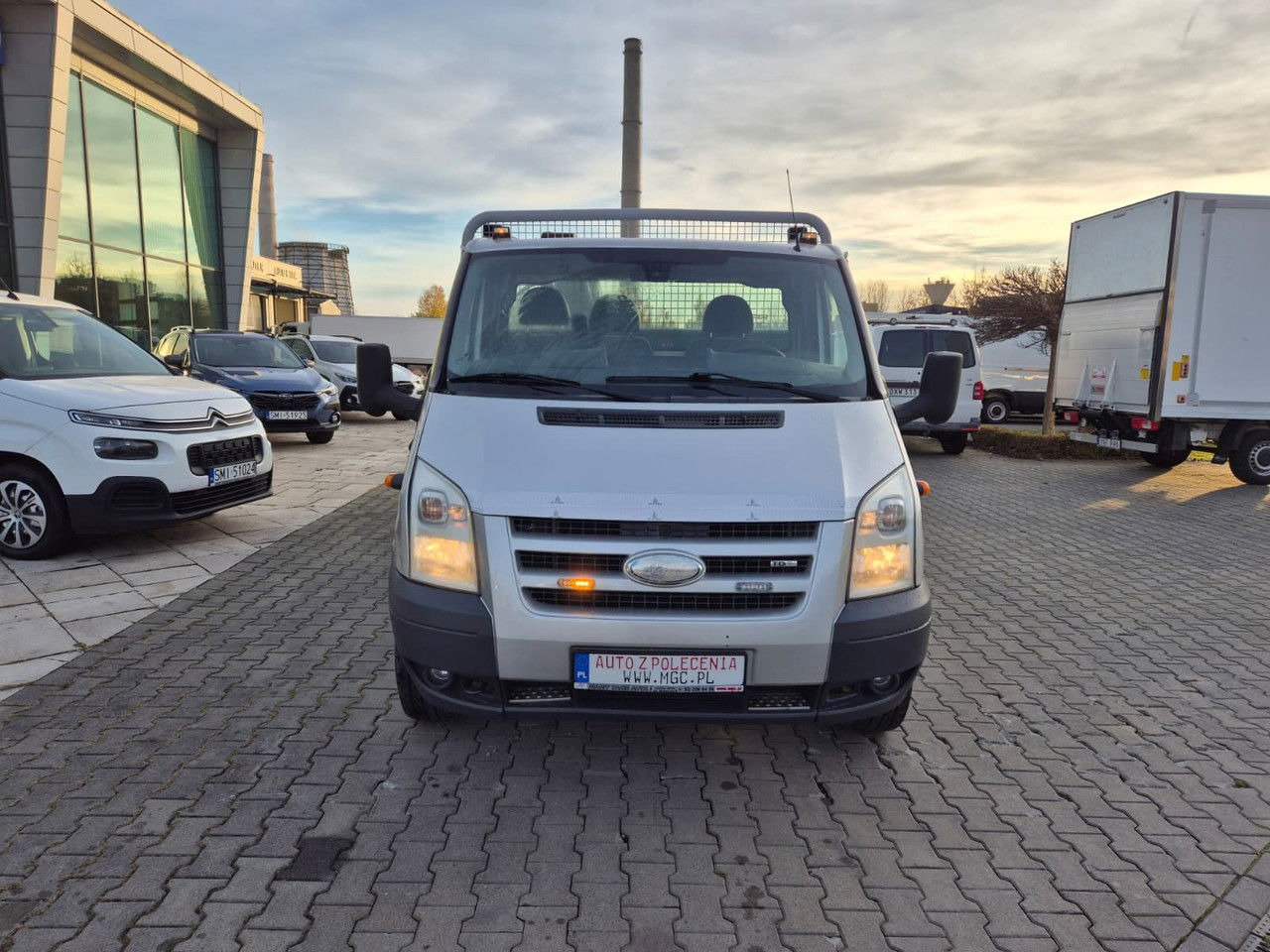 Ford Transit 350 2.4 TDCi / Very Strong Hiab / 1 Owner / Serviced - Carrinha de caixa aberta: foto 3 Ford Transit 350 2.4 TDCi / Very Strong Hiab / 1 Owner / Serviced - Carrinha de caixa aberta: foto 3