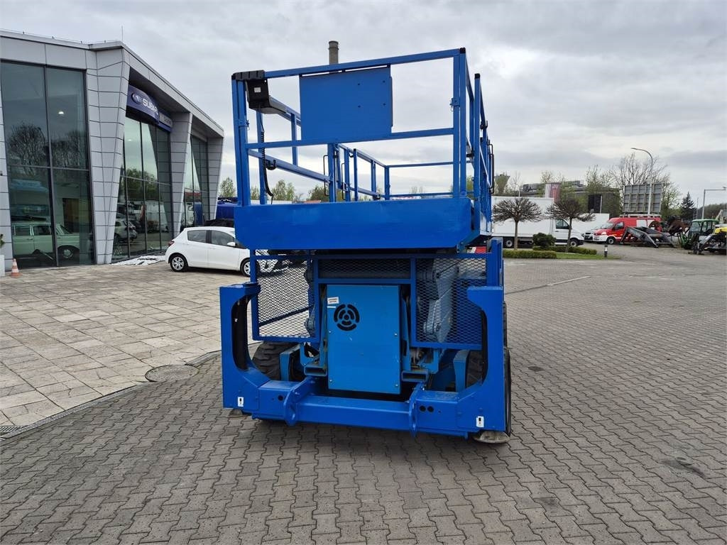 Genie GS 4390 / 15M HIGH / 680KG LOAD / 1 OWNER / SERVIC - Plataforma de Tijera/ Plataforma de tesoura: foto 3 Genie GS 4390 / 15M HIGH / 680KG LOAD / 1 OWNER / SERVIC - Plataforma de Tijera/ Plataforma de tesoura: foto 3
